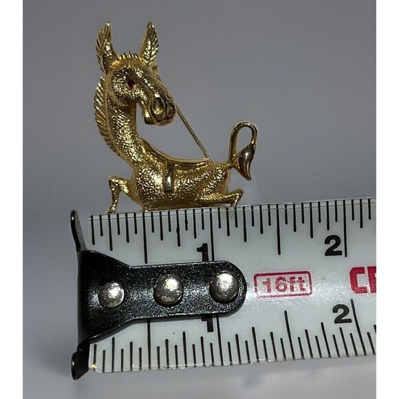 Vintage Figural Donkey/Burro/Mule gold-tone brooch W/ Garnet Eye Democrat - Picture 6 of 6